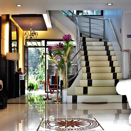Peridot Suites Davao Ngoại thất bức ảnh
