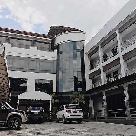 Peridot Suites Davao Ngoại thất bức ảnh