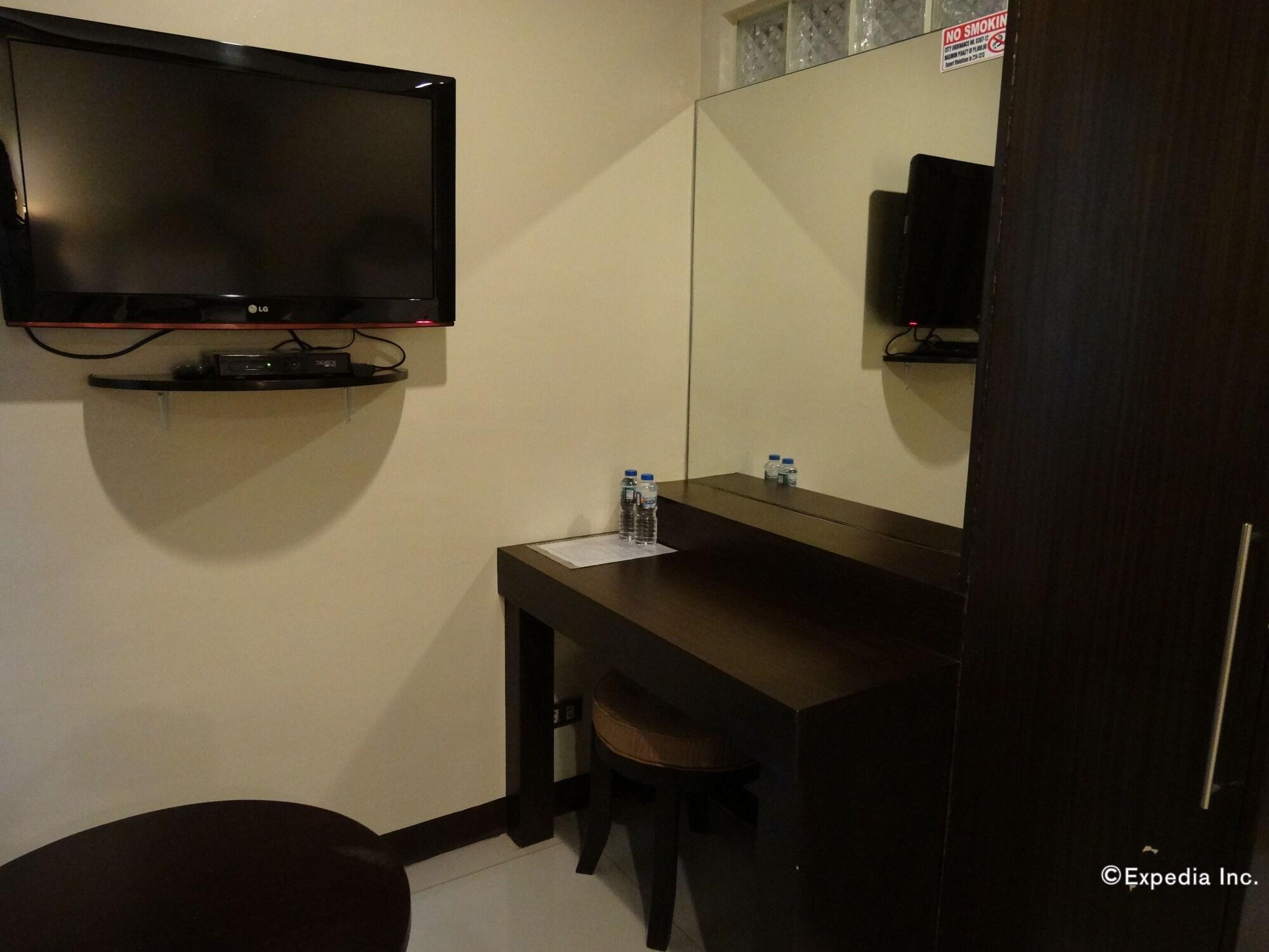 Peridot Suites Davao Ngoại thất bức ảnh