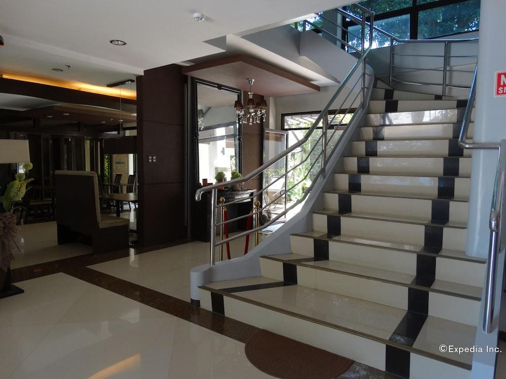 Peridot Suites Davao Ngoại thất bức ảnh