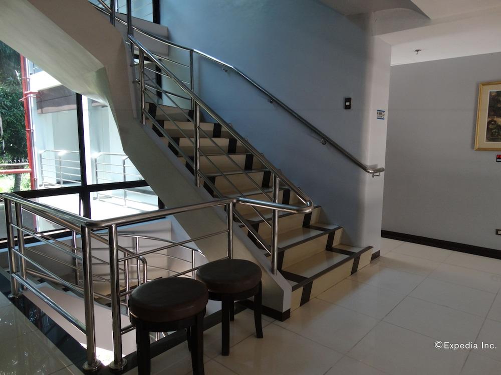 Peridot Suites Davao Ngoại thất bức ảnh