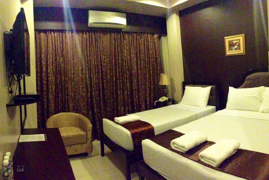 Peridot Suites Davao Ngoại thất bức ảnh