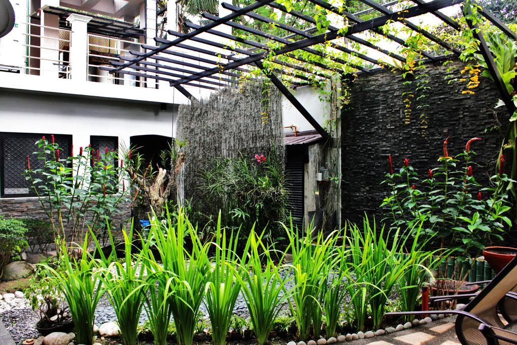 Peridot Suites Davao Ngoại thất bức ảnh