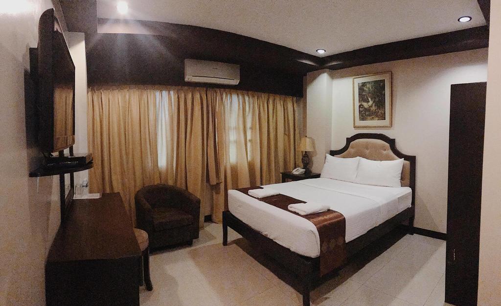 Peridot Suites Davao Ngoại thất bức ảnh
